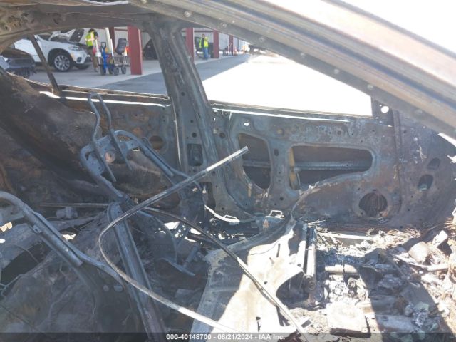 2018 ACURA TLX 19UUB3F6XJA004790 Photo 4