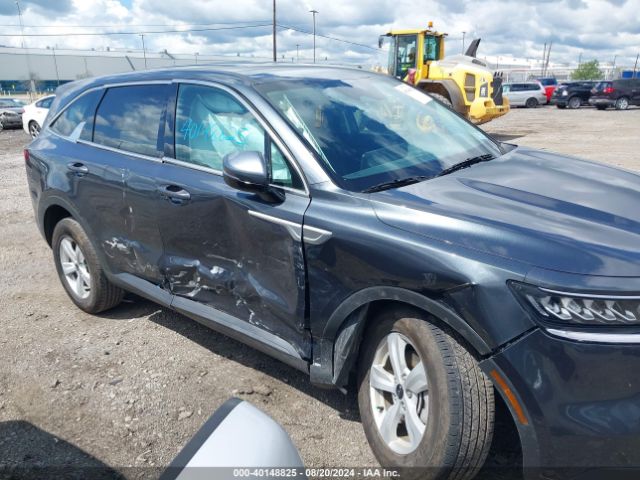5XYRGDLC4NG116206 KIA SORENTO LX