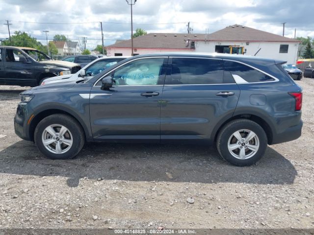 5XYRGDLC4NG116206 KIA SORENTO LX