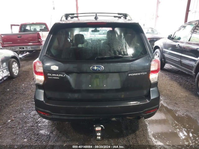 Subaru Forester 2.5i Premium 2018 JF2SJAEC3JG594334 Image 16