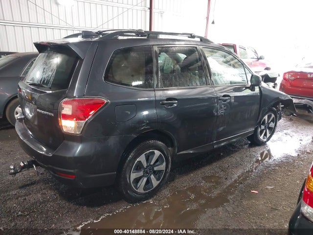 Subaru Forester 2.5i Premium 2018 JF2SJAEC3JG594334 Image 4