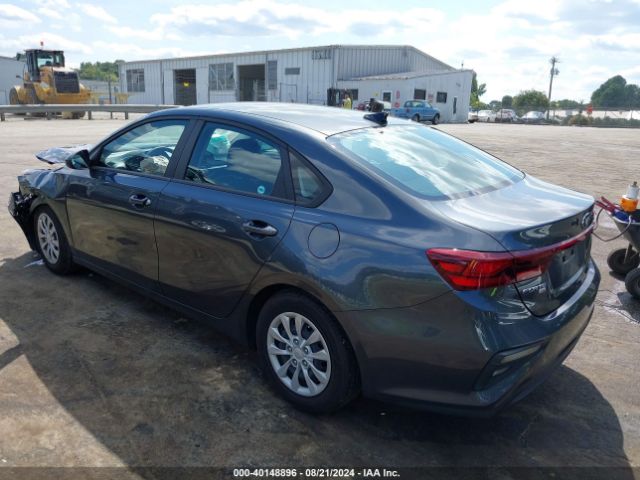 3KPF24AD5ME394637 KIA FORTE FE