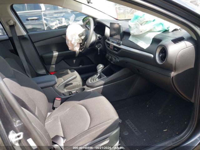 3KPF24AD5ME394637 KIA FORTE FE