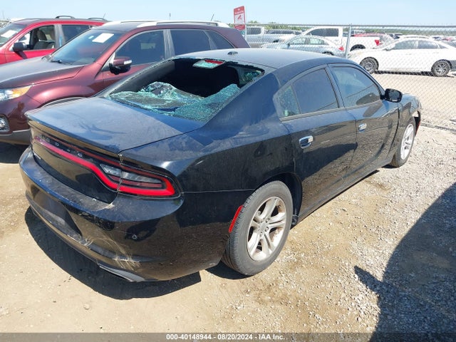2C3CDXBG3FH918306 Dodge Charger