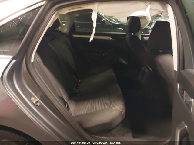 1VWAS7A36GC027547 Volkswagen Passat 1.8t S