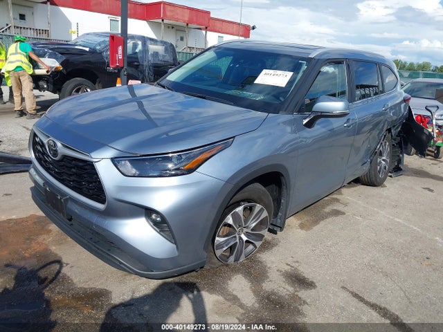 Toyota Highlander Xle 2023 5TDKDRAH9PS026691 Image 2
