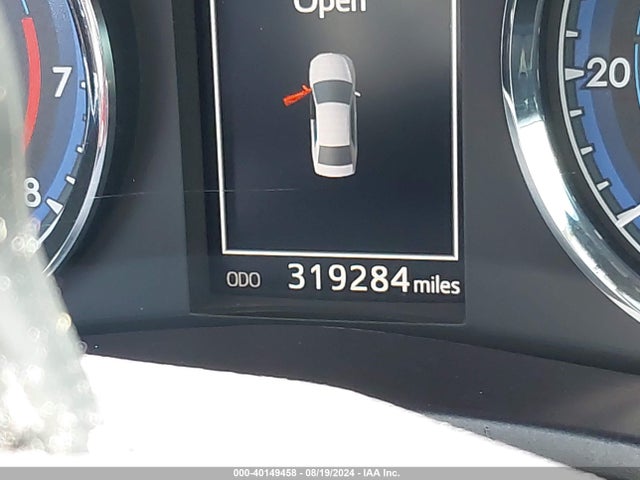 Toyota COROLLA SE 2018 5YFBURHE9JP773848 Image 15