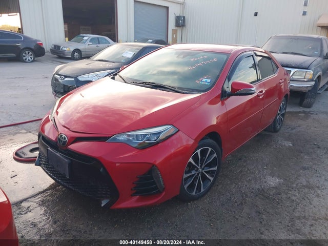 Toyota COROLLA SE 2018 5YFBURHE9JP773848 Image 2