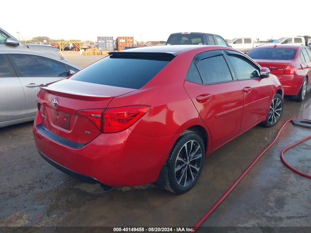 Toyota COROLLA SE 2018 5YFBURHE9JP773848 Image 4