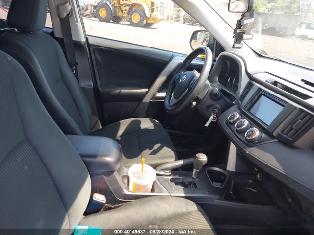 Toyota RAV4 LE 2016 2T3BFREV5GW435876 Image 5