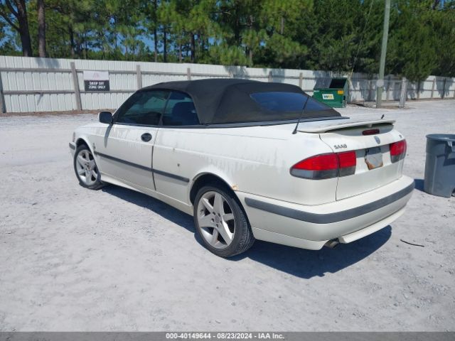 2002 SAAB 9-3 YS3DF75K327000063 Photo 2
