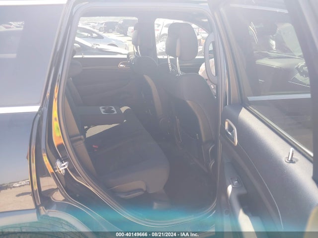 1C4RJEAG3HC868887 Jeep Grand Cherokee Laredo 4x2