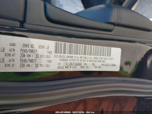 1C4RJEAG3HC868887 Jeep Grand Cherokee Laredo 4x2