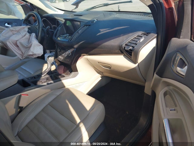 Ford Escape Titanium 2018 1FMCU9J98JUB50396 Image 5