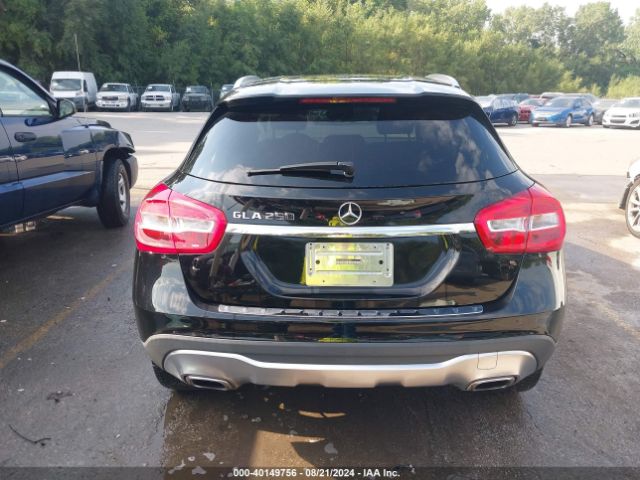 WDCTG4EB3JJ506230 Mercedes-Benz GLA 250