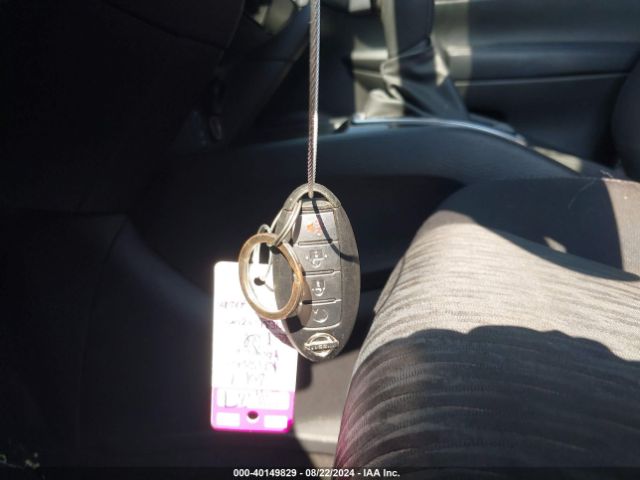 JN8AT2MT3HW391735 Nissan ROGUE SV