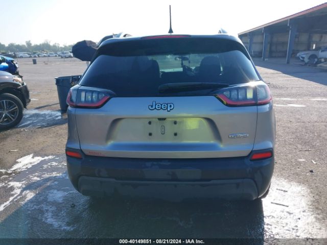 1C4PJLCB3KD240794 Jeep Cherokee Latitude Fwd