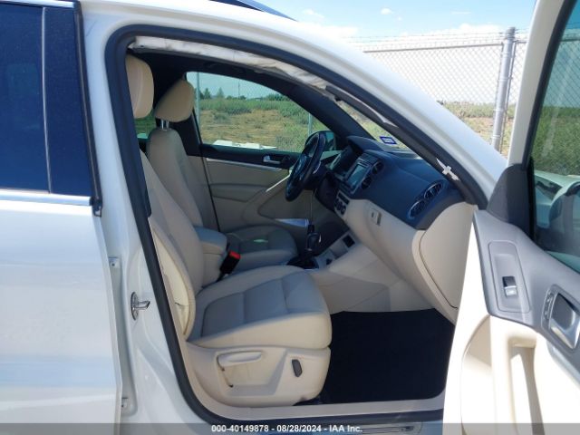 WVGAV7AX9GW087281 Volkswagen Tiguan R-line