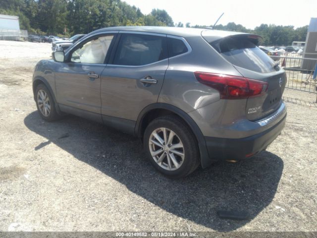 JN1BJ1CP2JW160919 Nissan Rogue Sport S