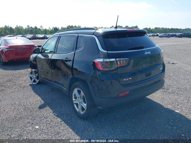 Jeep Compass Latitude 4x4 2024 3C4NJDBN8RT607525 Image 3