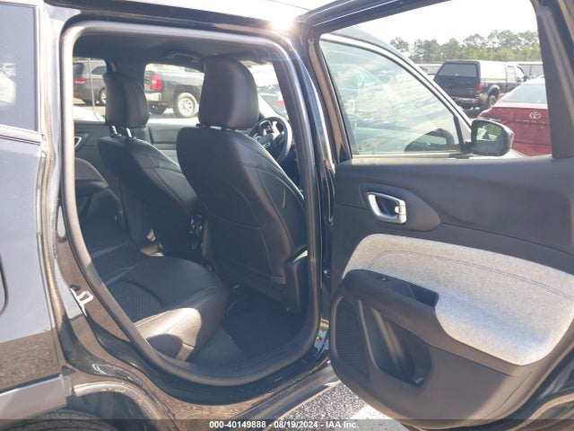 Jeep Compass Latitude 4x4 2024 3C4NJDBN8RT607525 Image 8
