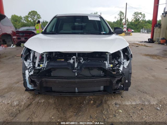 7MUAAAAG8RV073488 Toyota Corolla Cross L