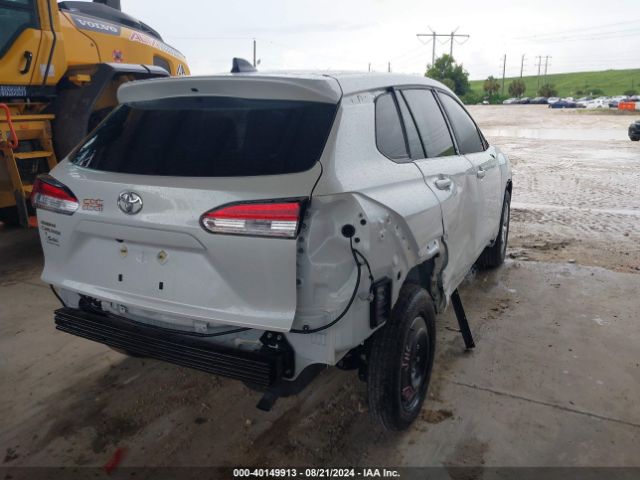 7MUAAAAG8RV073488 Toyota Corolla Cross L