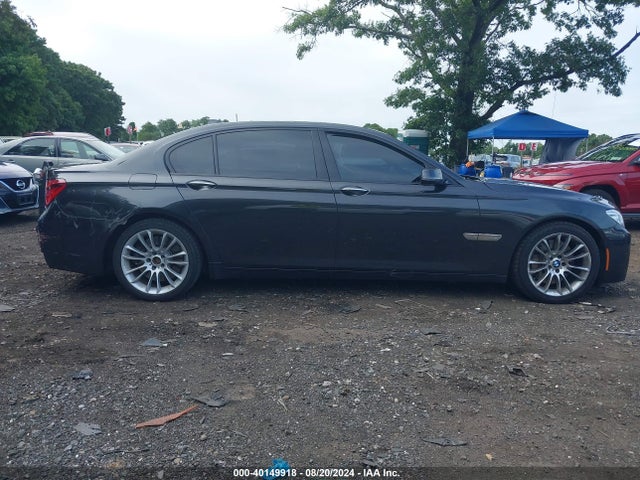 BMW 750li Xdrive 2015 WBAYF8C55FD654613 Image 13
