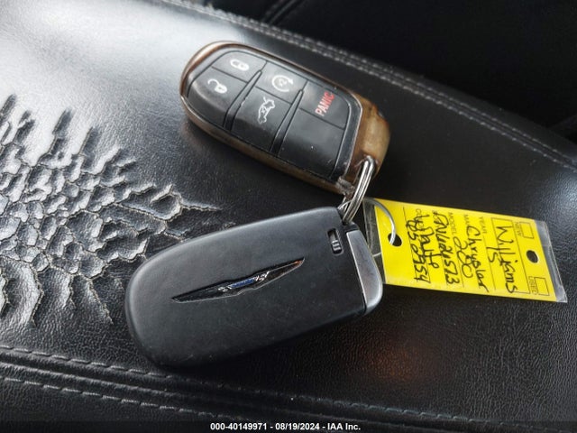 Chrysler 200 S 2015 1C3CCCBB2FN626573 Image 11
