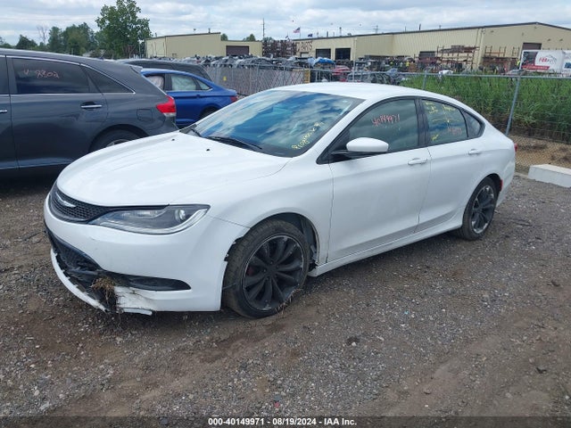 1C3CCCBB2FN626573 Chrysler 200 S