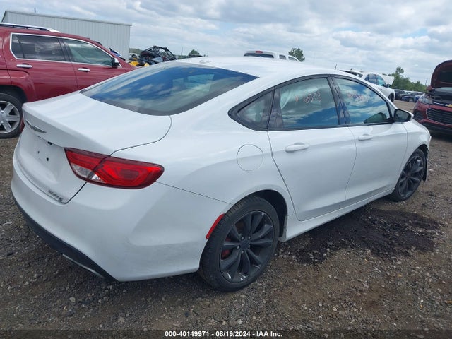 1C3CCCBB2FN626573 Chrysler 200 S