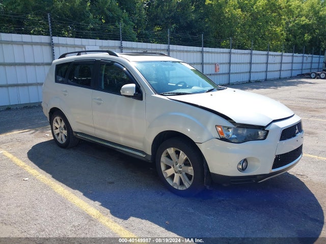 2011 MITSUBISHI OUTLANDER JA4JT3AWXBU027633 Photo 0