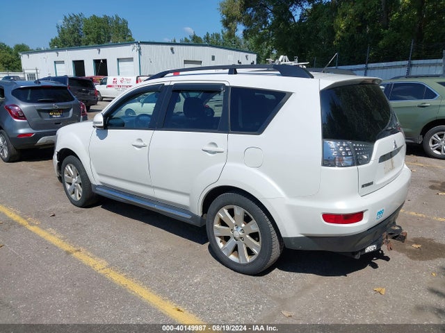 2011 MITSUBISHI OUTLANDER JA4JT3AWXBU027633 Photo 2