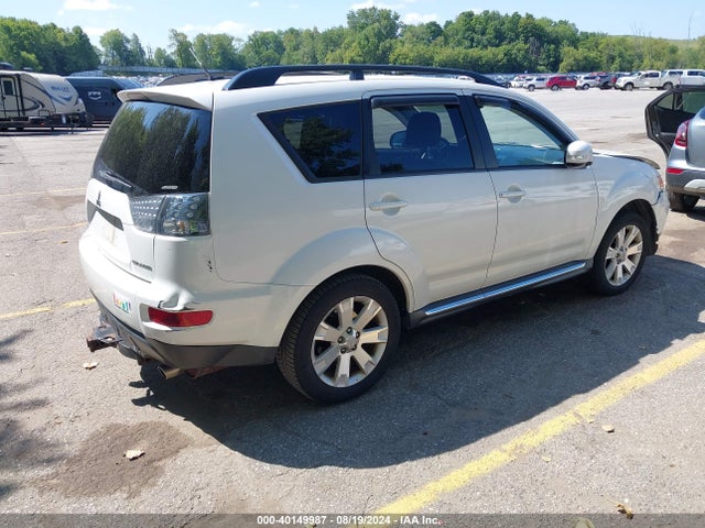 2011 MITSUBISHI OUTLANDER JA4JT3AWXBU027633 Photo 3