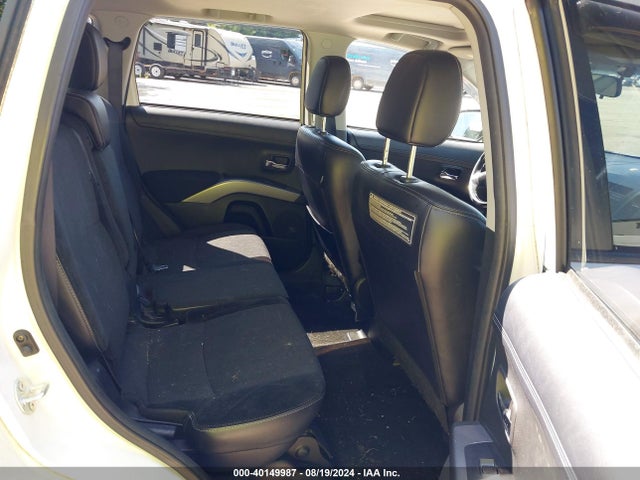 2011 MITSUBISHI OUTLANDER JA4JT3AWXBU027633 Photo 7