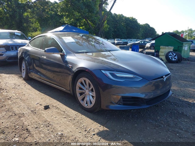 2017 TESLA MODEL S 5YJSA1E1XHF195454 Photo 0