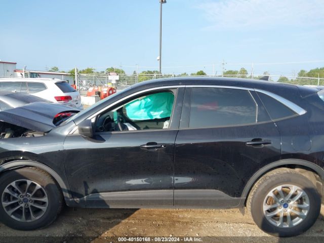 1FMCU9G65NUB71578 Ford ESCAPE SE