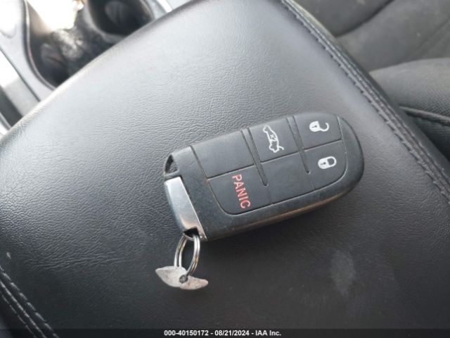 1C3CCCAB7FN581664 Chrysler 200 Limited