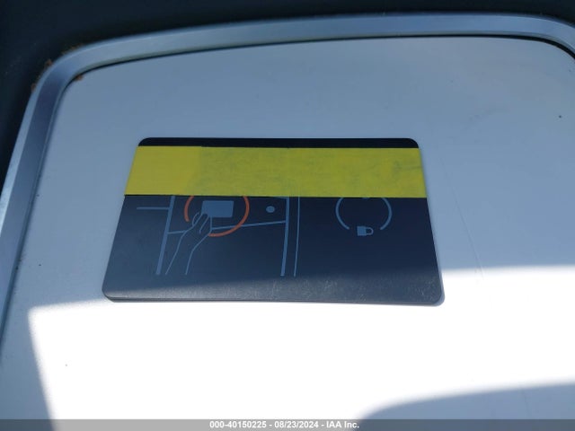 2023 TESLA MODEL 3 5YJ3E1EA3PF498907 Photo 10