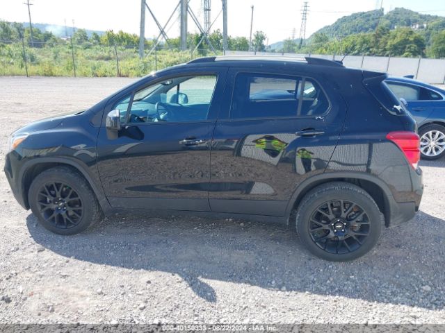 KL7CJPSM3NB535951 Chevrolet Trax Awd Lt