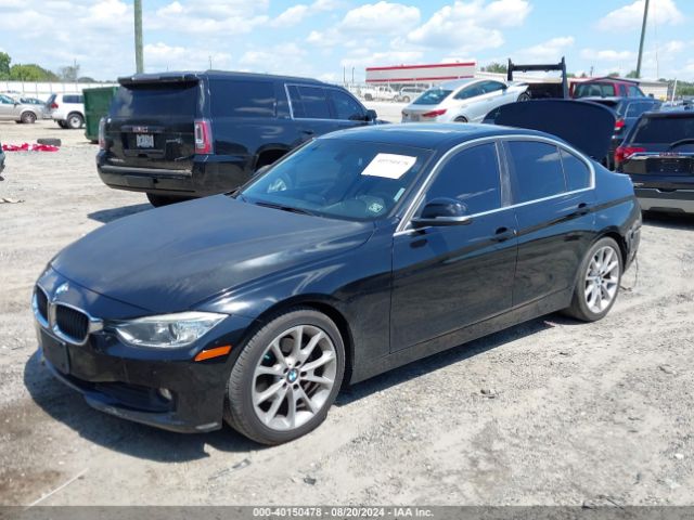 WBA3B1G59FNT03530 BMW 320i