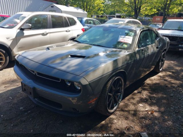 2C3CDZAG6JH112272 Dodge Challenger Sxt Plus
