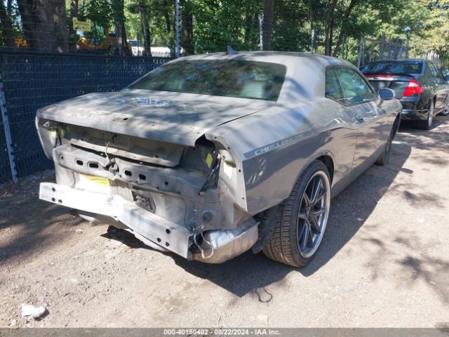 2C3CDZAG6JH112272 Dodge Challenger Sxt Plus