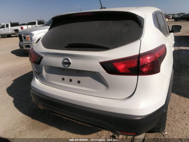 JN1BJ1CP9JW103469 Nissan Rogue Sport S