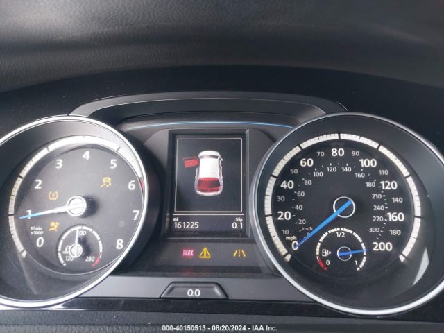 WVWUF7AU9GW247261 Volkswagen Golf R 4-door