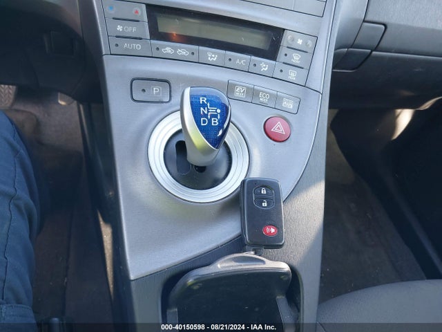 Toyota Prius Two 2014 JTDKN3DU0E1743199 Image 11