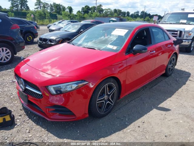 WDD3G4FB9KW025588 Mercedes-Benz A 220 4matic