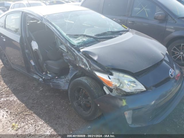 JTDKN3DU6F1933610 Toyota Prius Two