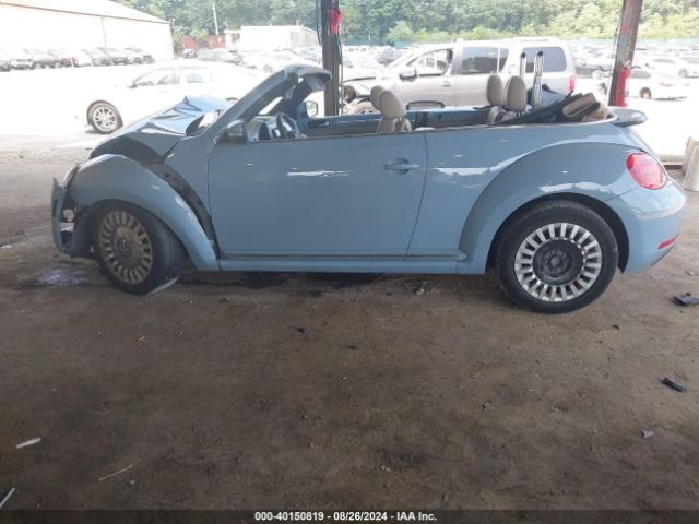 3VW517AT2FM816621 Volkswagen Beetle 1.8t