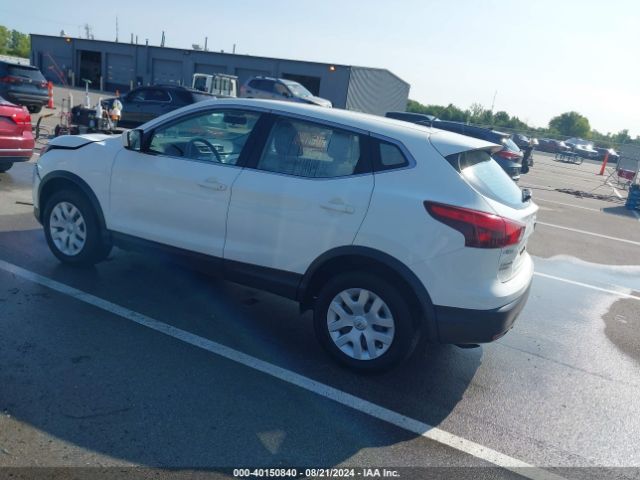JN1BJ1CRXJW255360 Nissan Rogue Sport S